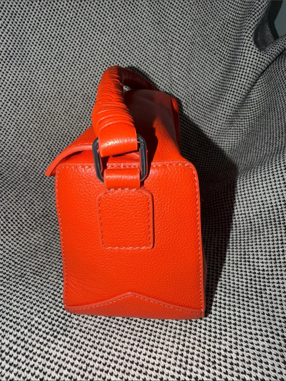 Walter Baker | Jagger Bag in Flame - Picture 7 of 14